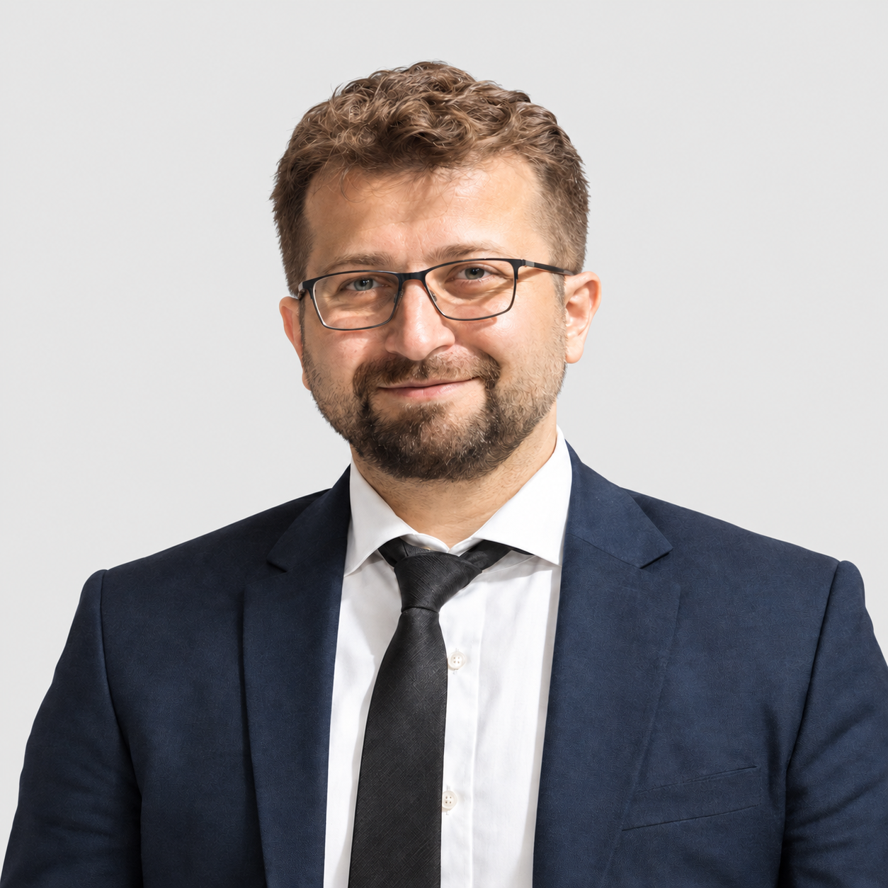 Dr. Emre Arı